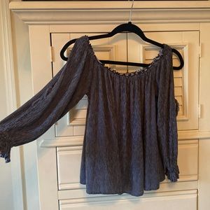 American Eagle Off-shoulder Blouse